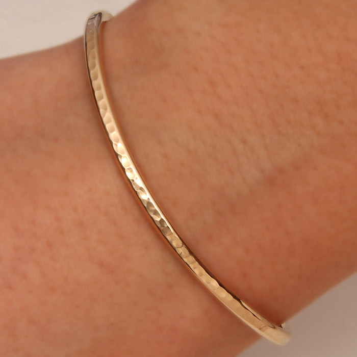 14k Yellow Gold Filled Thin Hammered Cuff Bracelet (350cur.ygf)